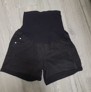 Indigo Blue Black Jean Shorts size large